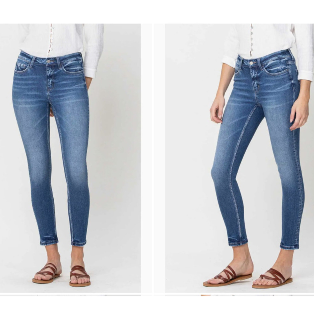 Flying Monkey Mid Rise Ankle Skinny Jeans F4119 NWT Size 32